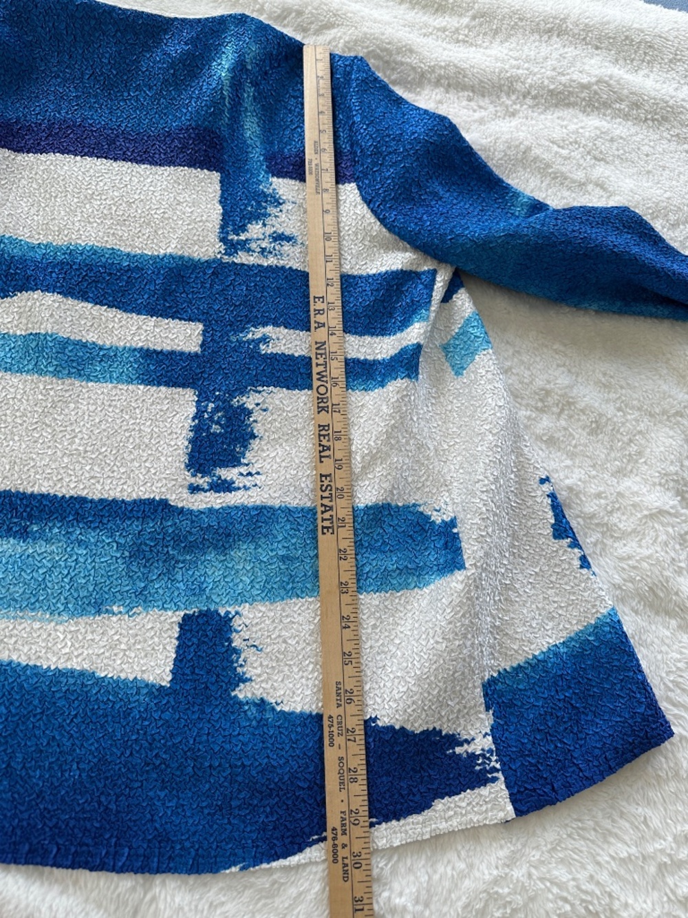 Chico’s Travelers Blue and White Crushed Jacket 2R US12 - Picture 7 of 7